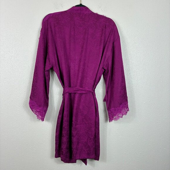 Victoria’s Secret Magenta Satin Floral Lace Trim Robe Size XS Romantic - Picture 8 of 8